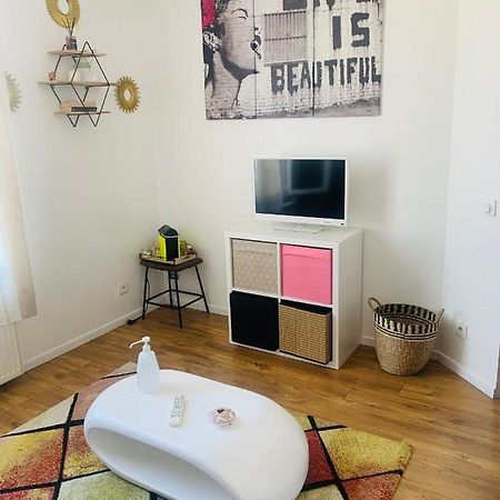 Chambre cocooning chez l'habitant Villeneuve-le-Roi Esterno foto